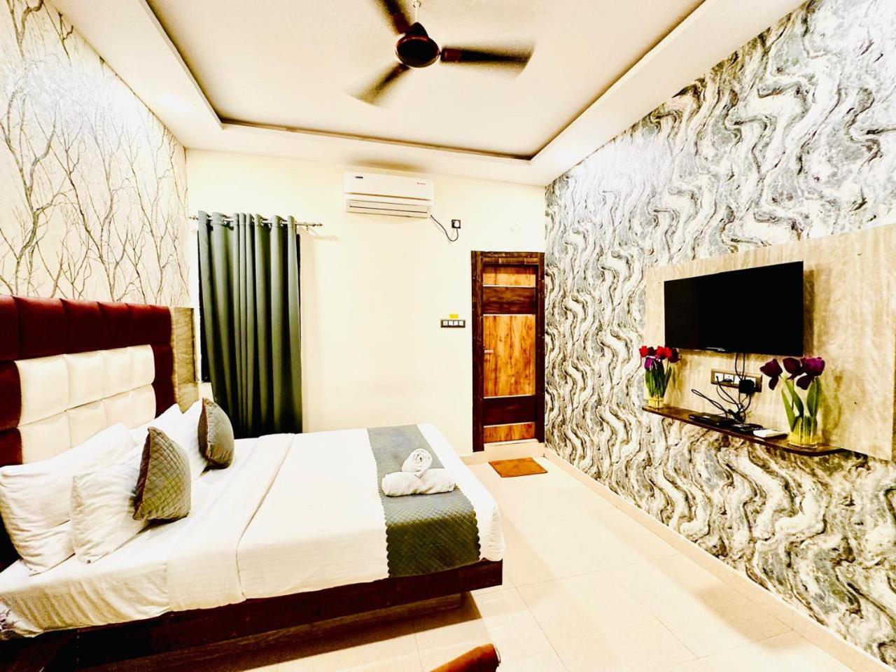 Hotel Sky International- Airport Zone Hyderabad Шамшабад Экстерьер фото